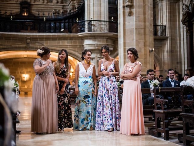 La boda de Xenia y Urko en Donostia-San Sebastián, Guipúzcoa 68