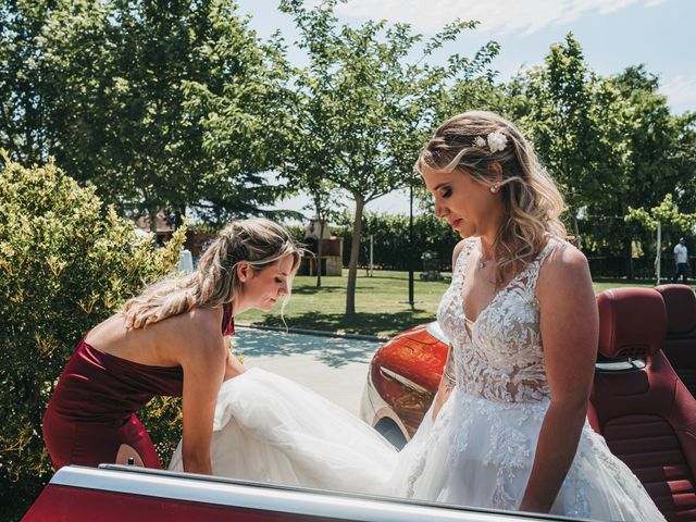 La boda de Víctor y Sandra en Matapozuelos, Valladolid 30