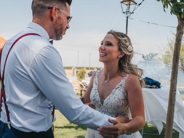 La boda de Víctor y Sandra en Matapozuelos, Valladolid 78