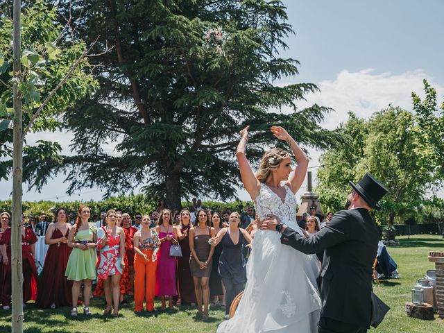 La boda de Víctor y Sandra en Matapozuelos, Valladolid 85