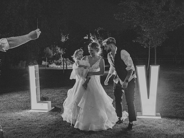 La boda de Víctor y Sandra en Matapozuelos, Valladolid 223