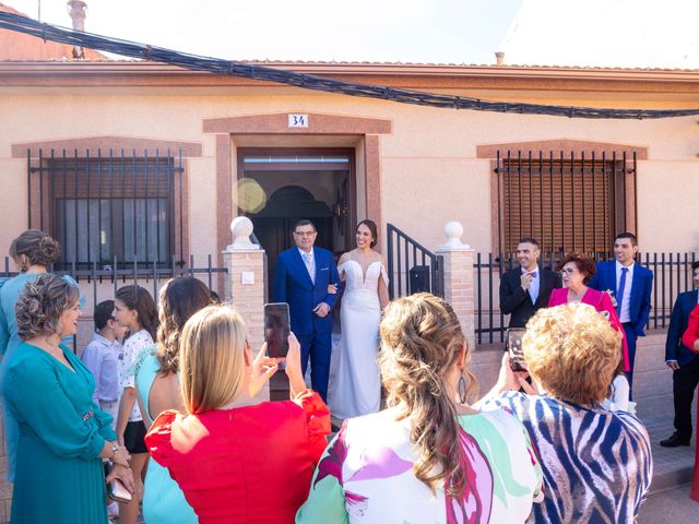 La boda de Ángela y Jose Luis en Bolaños De Calatrava, Ciudad Real 15