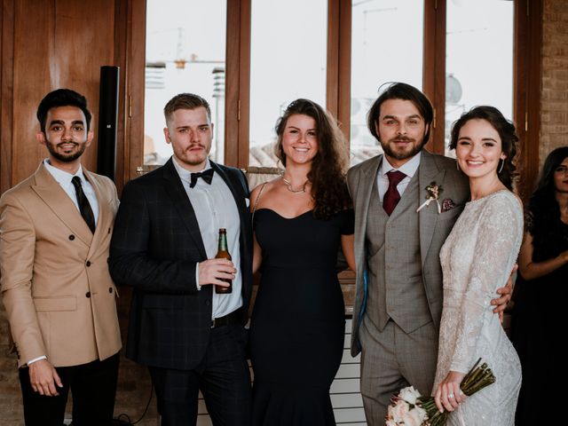 La boda de Usman y Marlen en Valencia, Valencia 33