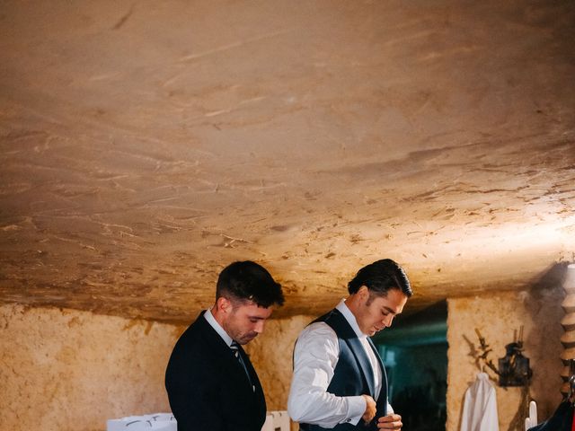 La boda de Emilio y Ester en Villamondrin De Rueda, León 3