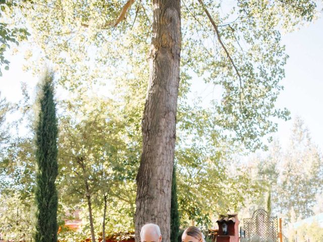 La boda de Emilio y Ester en Villamondrin De Rueda, León 28