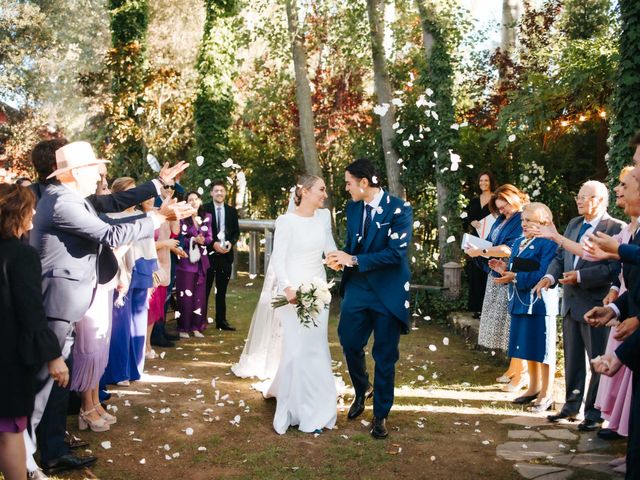 La boda de Emilio y Ester en Villamondrin De Rueda, León 61