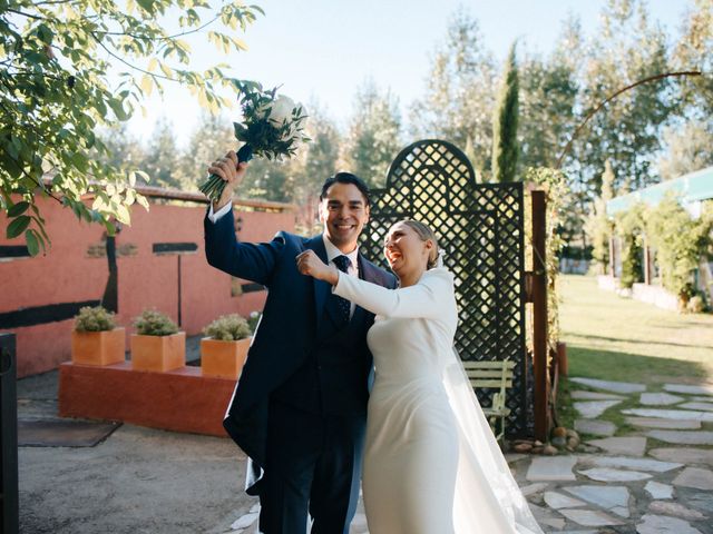 La boda de Emilio y Ester en Villamondrin De Rueda, León 66