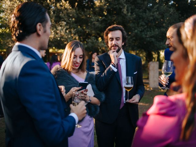 La boda de Emilio y Ester en Villamondrin De Rueda, León 74