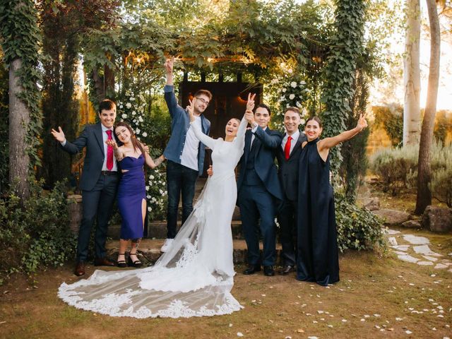 La boda de Emilio y Ester en Villamondrin De Rueda, León 81