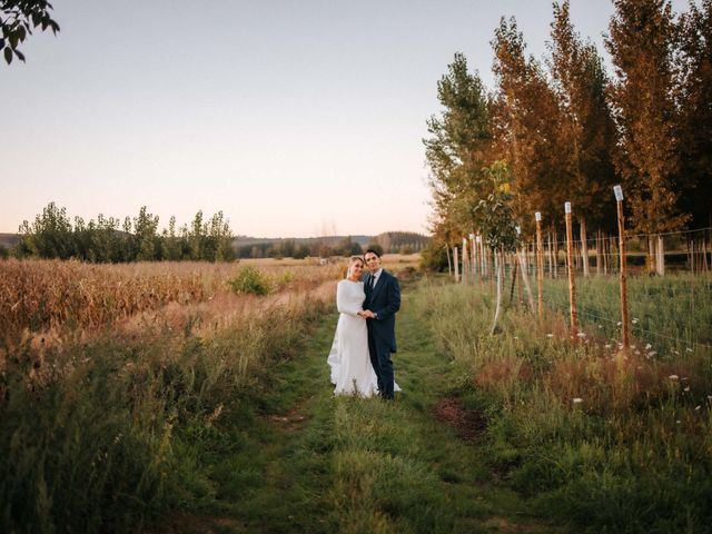 La boda de Emilio y Ester en Villamondrin De Rueda, León 96