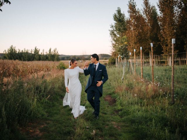 La boda de Emilio y Ester en Villamondrin De Rueda, León 97