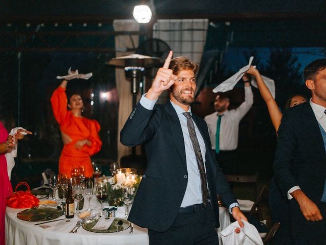 La boda de Emilio y Ester en Villamondrin De Rueda, León 106