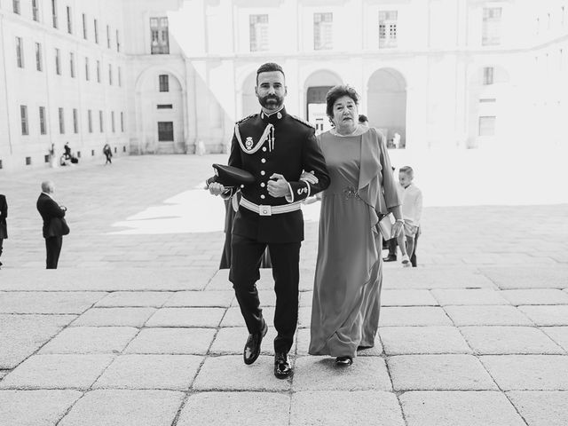 La boda de Fernando y Cristina en Tres Cantos, Madrid 64