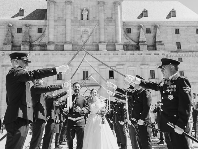 La boda de Fernando y Cristina en Tres Cantos, Madrid 89