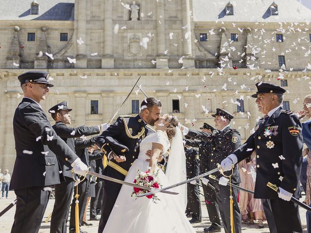 La boda de Fernando y Cristina en Tres Cantos, Madrid 91