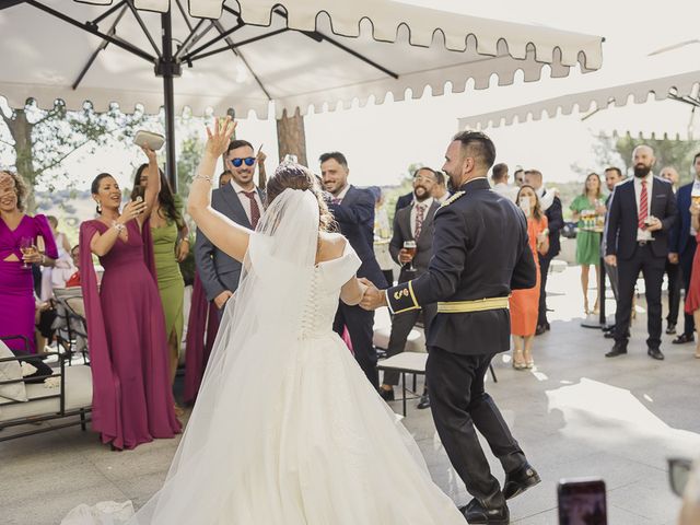 La boda de Fernando y Cristina en Tres Cantos, Madrid 142