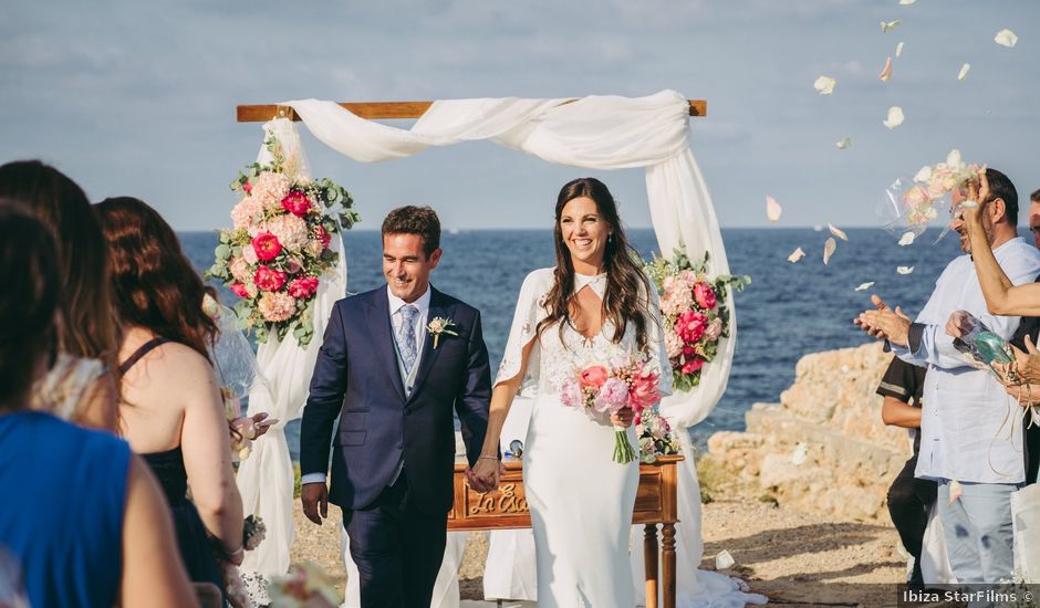 La boda de Iñigo y Alba en Sant Josep De Sa Talaia/sant Josep De La, Islas Baleares