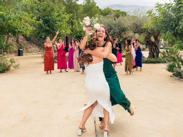 La boda de Jorge y Constanza en Benimantell, Alicante 46