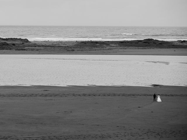 La boda de Diego y Cristina en Mogro, Cantabria 25