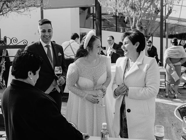 La boda de Mari Carmen y Juan Antonio en Carrion De Calatrava, Ciudad Real 155