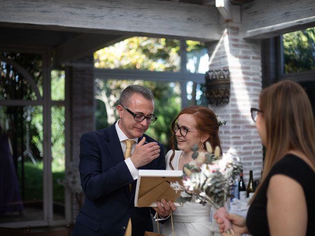 La boda de Carlos y Bea en Valencia, Valencia 27