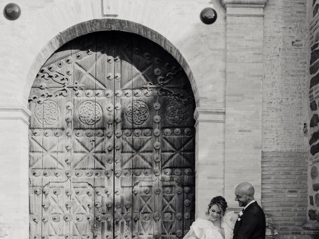 La boda de Cristina y Jonathan en Villanueva De San Carlos, Ciudad Real 60