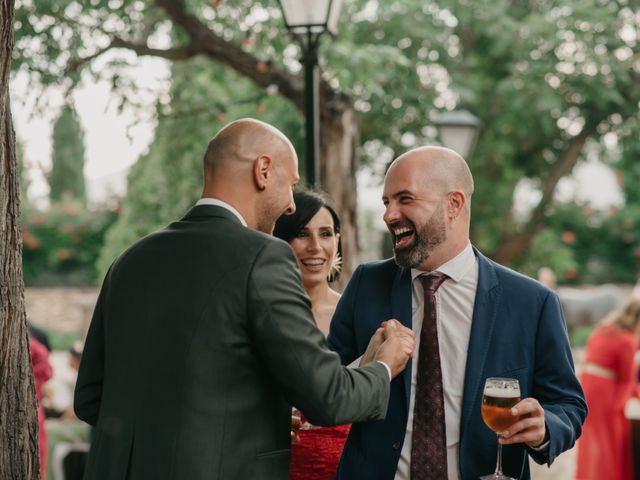 La boda de Cristina y Jonathan en Villanueva De San Carlos, Ciudad Real 72