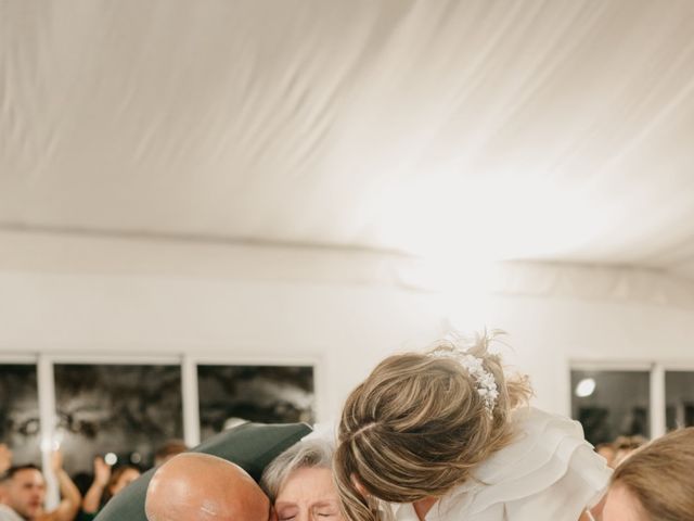 La boda de Cristina y Jonathan en Villanueva De San Carlos, Ciudad Real 89