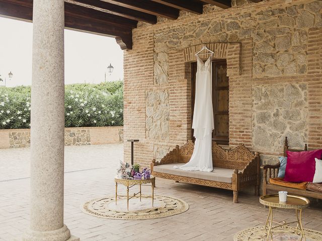 La boda de Adrián y Chari en Guadamur, Toledo 24