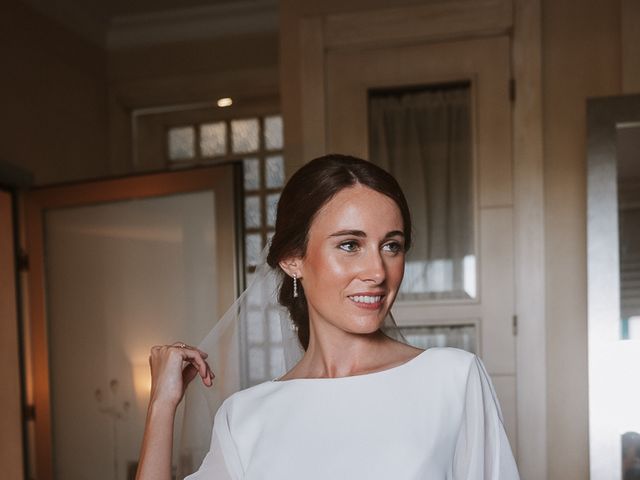 La boda de Covadonga y Álvaro en Sevilla, Sevilla 21