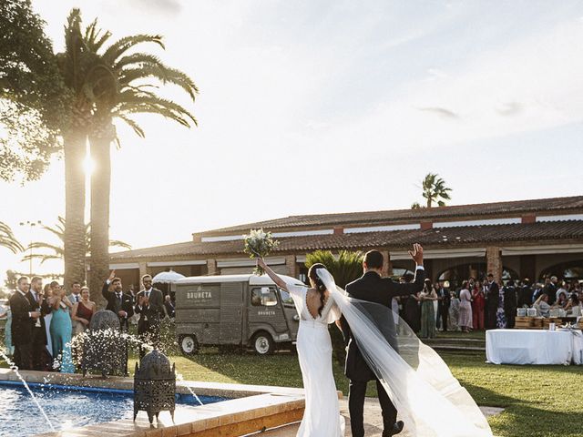 La boda de Covadonga y Álvaro en Sevilla, Sevilla 48