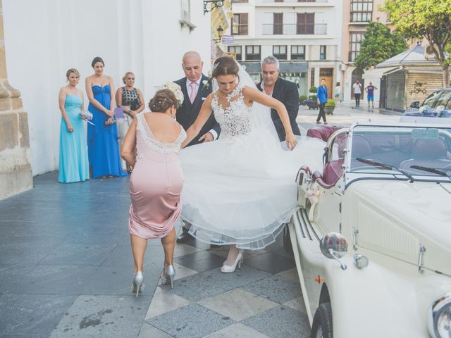 La boda de Antonio y Laura en Algeciras, Cádiz 29