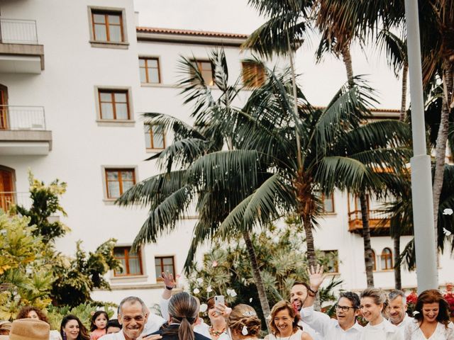 La boda de Victor y Verónica en Santa Cruz De Tenerife, Santa Cruz de Tenerife 59