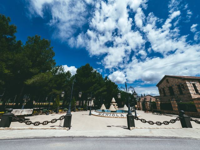 La boda de Víctor y Andrea en Banyeres De Mariola, Alicante 3