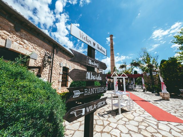 La boda de Víctor y Andrea en Banyeres De Mariola, Alicante 8