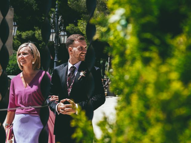 La boda de Víctor y Andrea en Banyeres De Mariola, Alicante 15