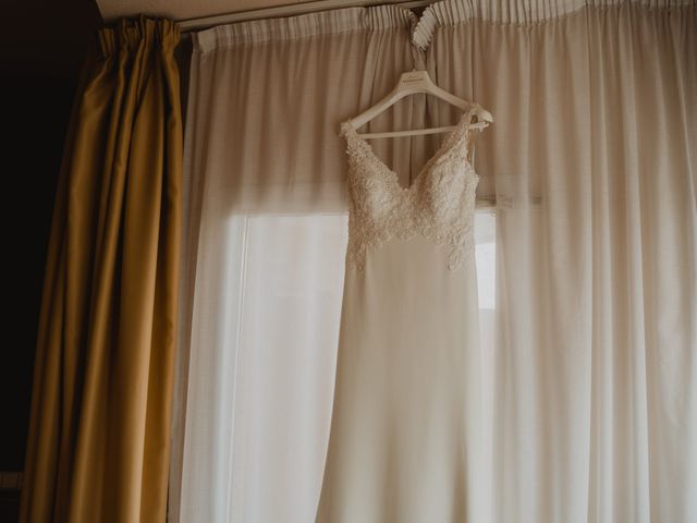 La boda de Jose Manuel y Izaskun en Sevilla, Sevilla 4