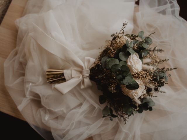 La boda de Jose Manuel y Izaskun en Sevilla, Sevilla 12