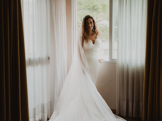 La boda de Jose Manuel y Izaskun en Sevilla, Sevilla 26