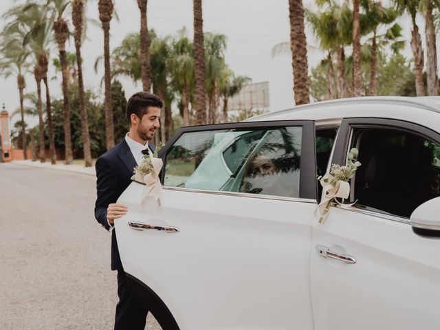 La boda de Jose Manuel y Izaskun en Sevilla, Sevilla 69