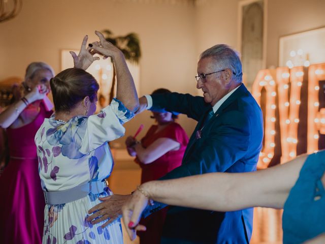 La boda de Jose Manuel y Izaskun en Sevilla, Sevilla 239