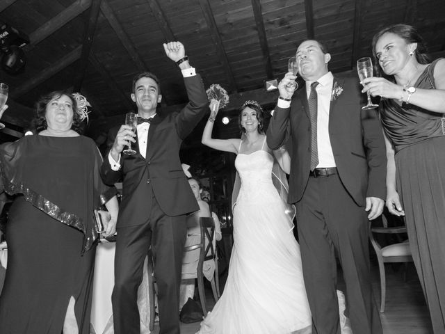 La boda de Carlos y Brillit en Los Santos De La Humosa, Madrid 23