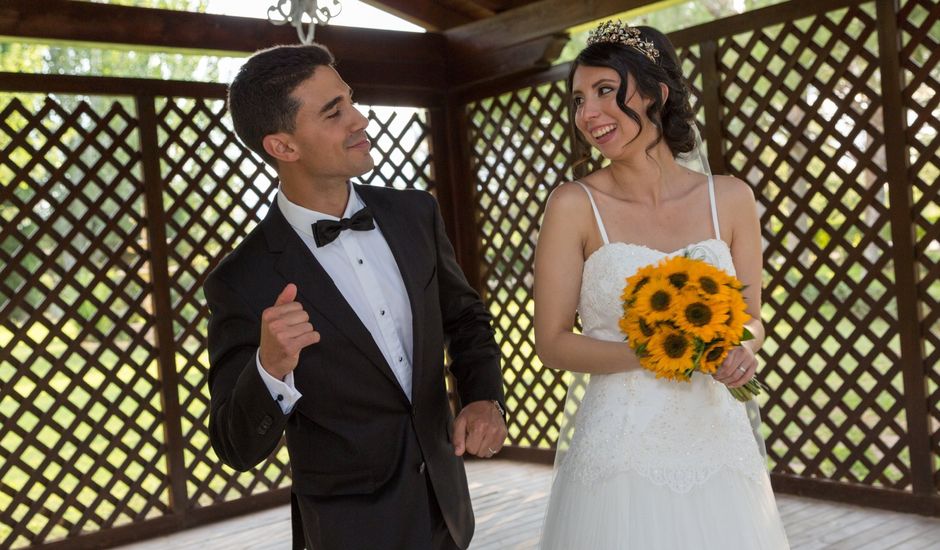 La boda de Carlos y Brillit en Los Santos De La Humosa, Madrid