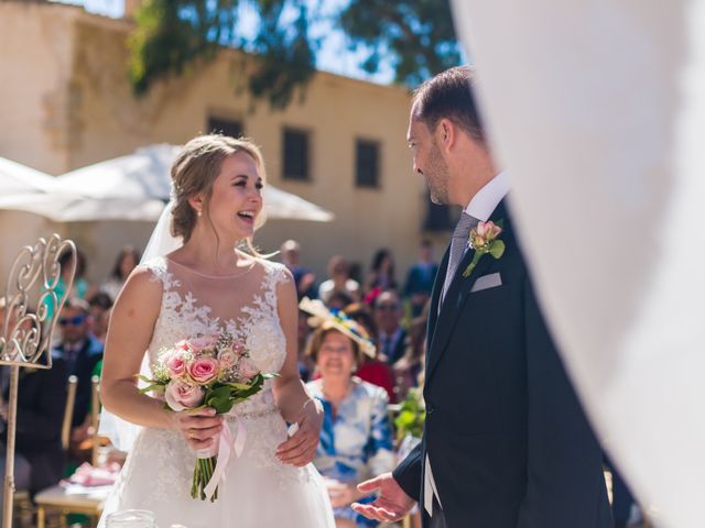 La boda de David y Iryna en Alacant/alicante, Alicante 25