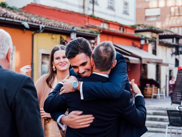La boda de Angel y Cris en Avilés, Asturias 35