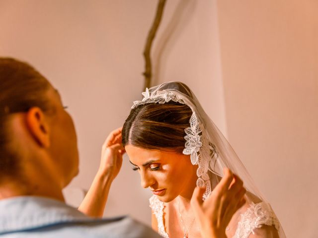 La boda de Helio y Gabriela en Sant Vicenç De Montalt, Barcelona 20