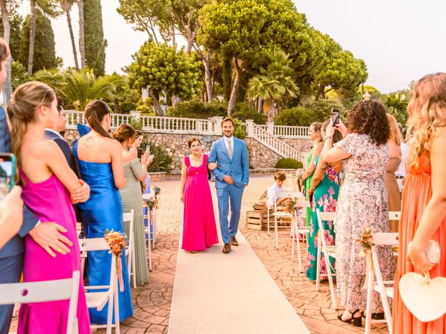 La boda de Helio y Gabriela en Sant Vicenç De Montalt, Barcelona 26