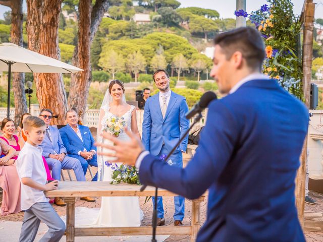 La boda de Helio y Gabriela en Sant Vicenç De Montalt, Barcelona 30