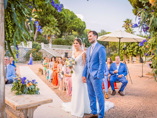 La boda de Helio y Gabriela en Sant Vicenç De Montalt, Barcelona 33