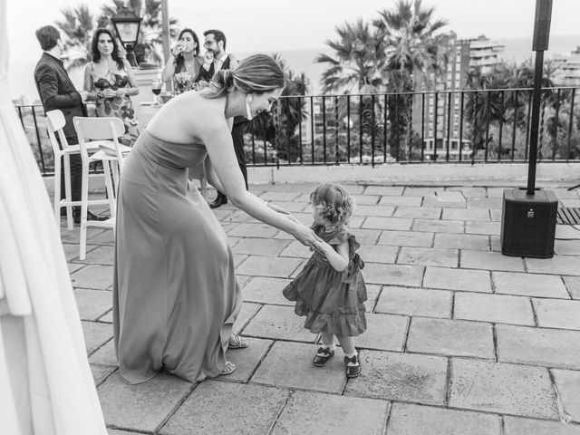 La boda de Helio y Gabriela en Sant Vicenç De Montalt, Barcelona 44